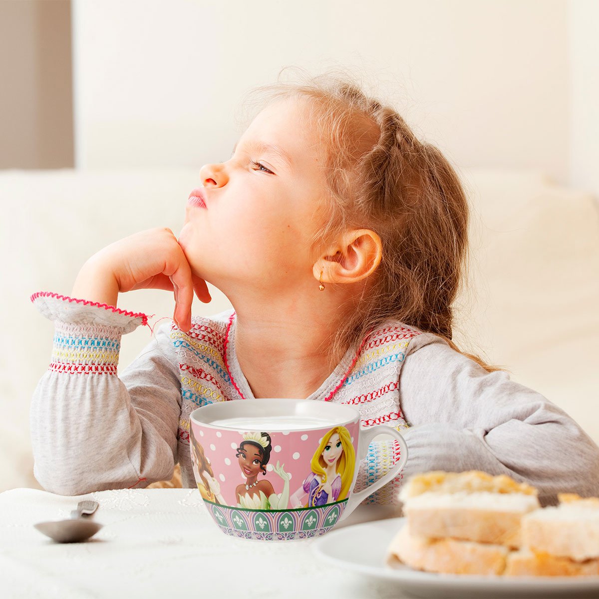 Caneca Disney Princesas Tales